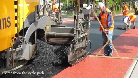 Rolling out a red carpet for cyclists (Netherlands)